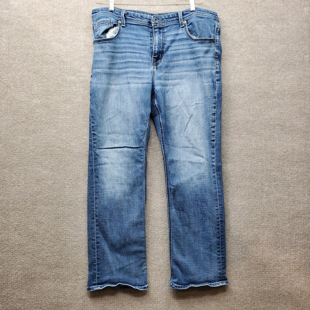 BKE Tyler Straight Leg Jeans Mens 38x30 Medium Wash Stretch Denim Repreve
